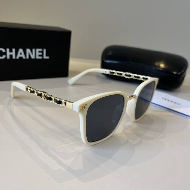 chanel2025官方早春新款 众多明星同款香奈儿新款大框墨镜 宝丽来超清太阳镜