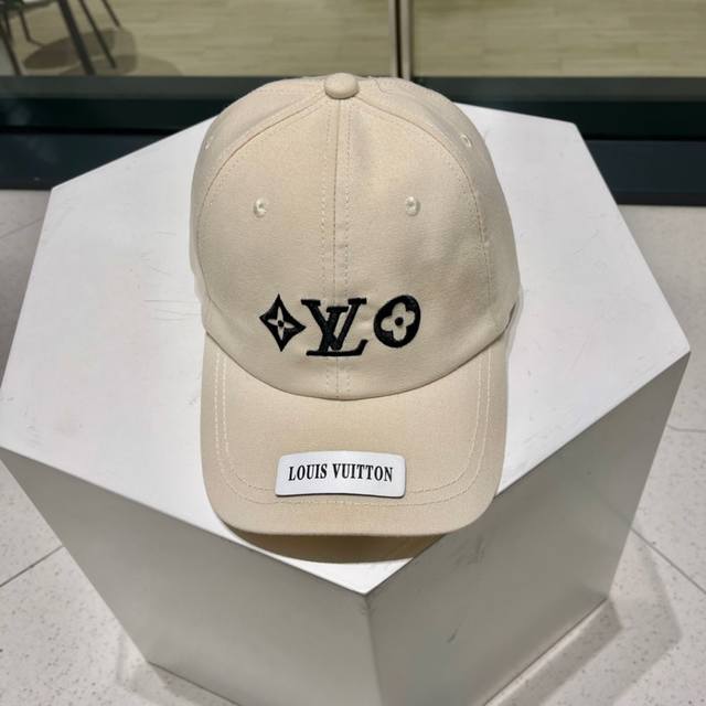 Lv 新款专柜同步棒球帽 专柜同步出货 大牌款超好搭配 赶紧入手