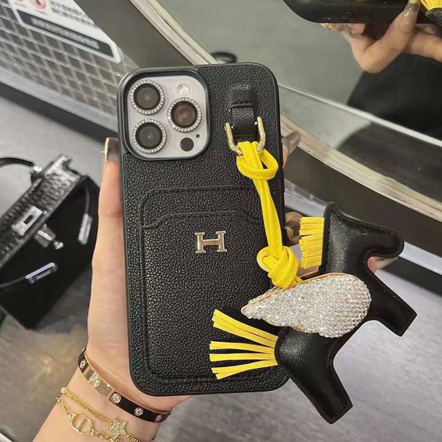 手机壳小马一套爱马仕二合一卡包手机壳 型号 为了不出现报错型号 请打开本机查看手机设置显示的型号 iphone16系列更新 iphone16pro Max 6.