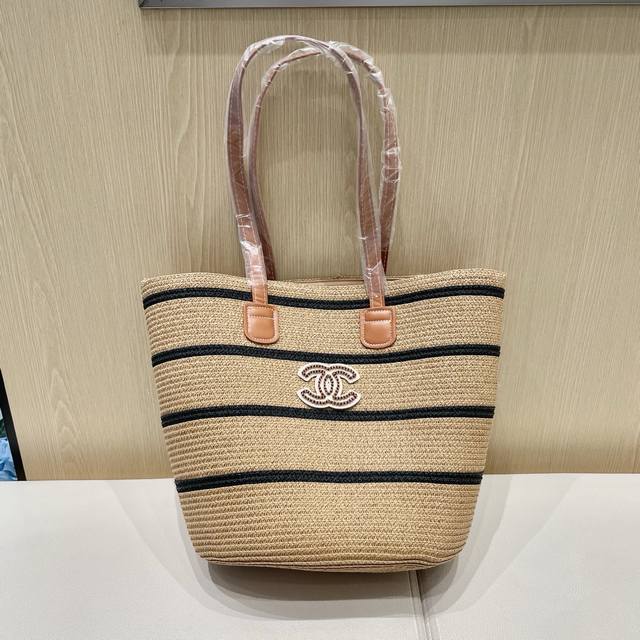 Chanel香奈儿大容量单肩包海边度假沙滩包草草包夏季编织包大包上宽40Cm 下宽23Cm高度30Cm