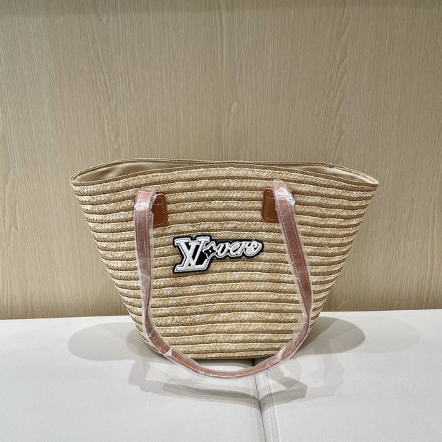 路易威登棒球帽 Louisvuitton 2025夏新款法式休闲麦杆草日式风格编织包海边度假风沙滩托特大包上宽40Cm 下宽23Cm高度30Cm