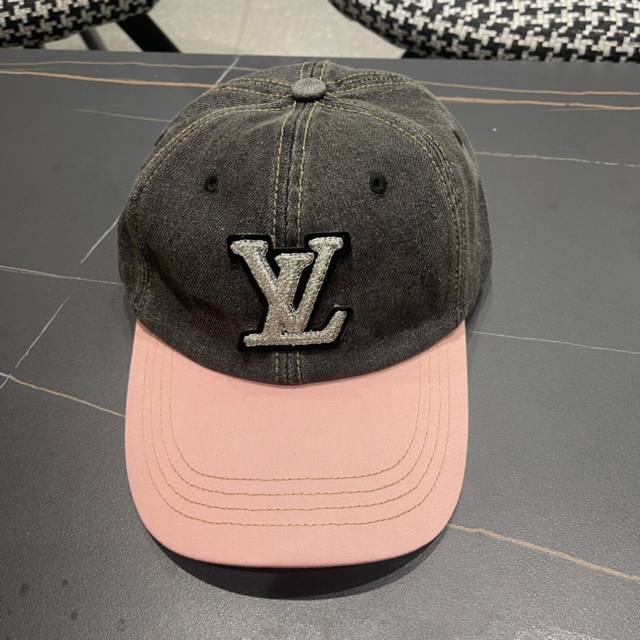 Louivuittonlv 早春新款路易威登牛仔棒球帽 简单大方 男女通用遮阳帽