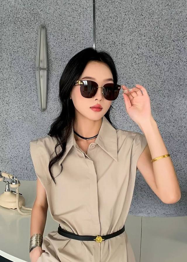 Miu Mi* Model: Mu61Zs Size 61口16-145