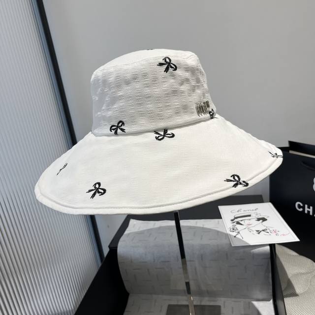 缪缪Miumiu新款渔夫帽 防晒遮阳帽 头围57Cm