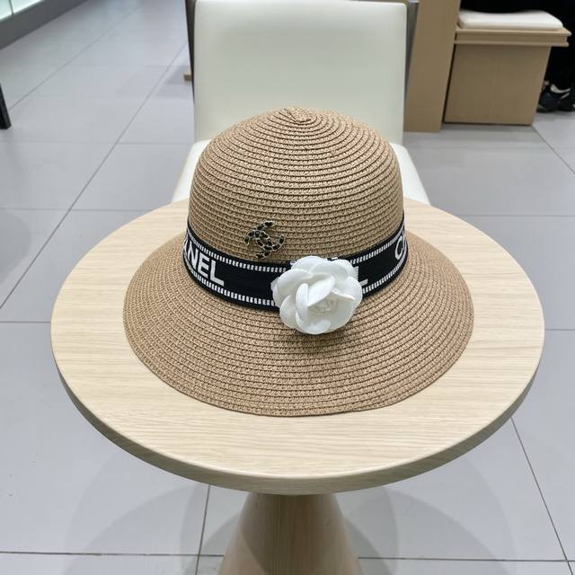 Chanel 渔夫帽子女夏季圆顶帽日系百搭出游防晒草帽韩版字母织带遮阳盆帽