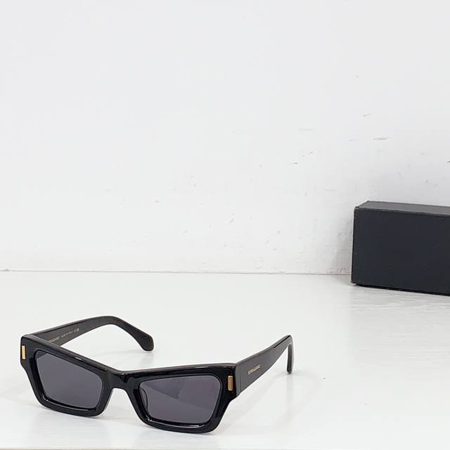 Ferragamo model Sf2006 size 53口23-145