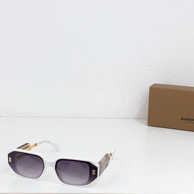 Burberry mod Be6019 size 65口15 143