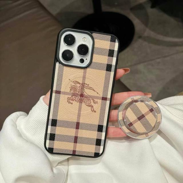 巴宝莉磁吸手机壳 强磁吸Logo支架手机壳 型号 为了不出现报错型号 请打开本机查看手机设置显示的型号 iphone16系列更新 iphone16pro Max