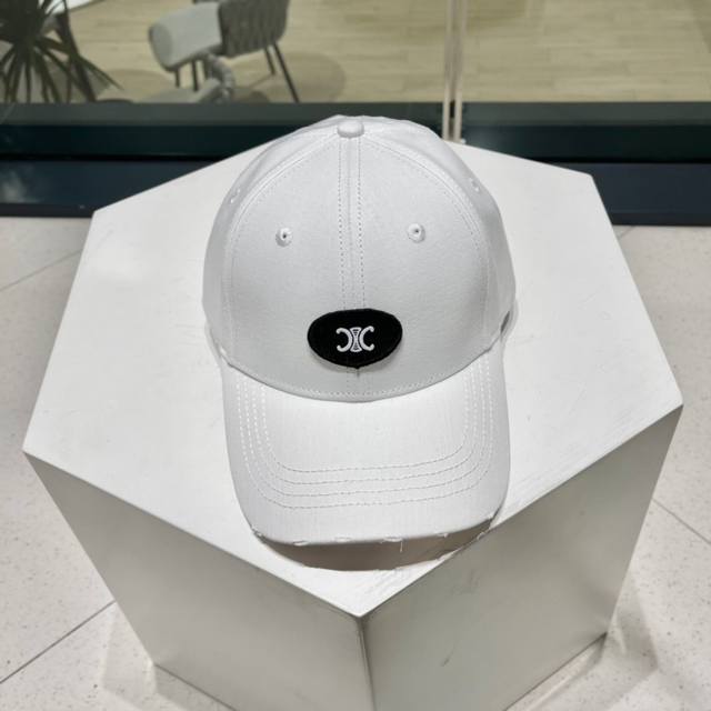 Celine赛琳 新款简约棒球帽 新款出货 大牌款超好搭配 赶紧入手