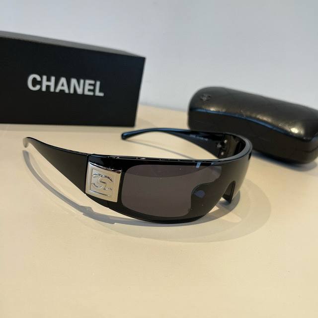 chanel香奈儿2025新款太阳墨镜出游开车必备多明星同款 太阳镜