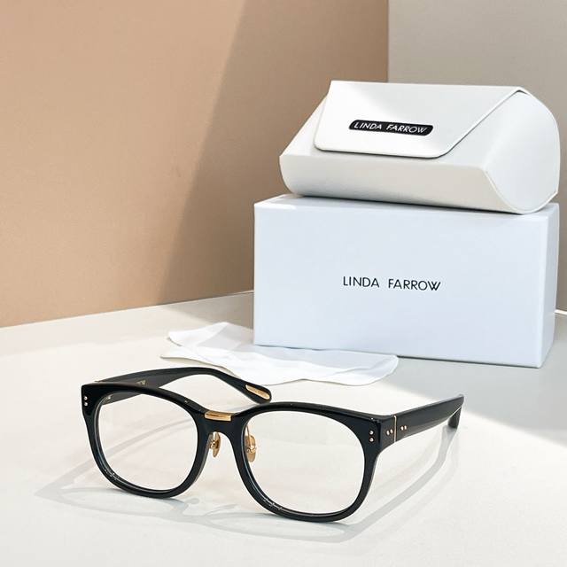 Linda Farro*Model Lfl 1275Asize:54口19-145原装货品 钛