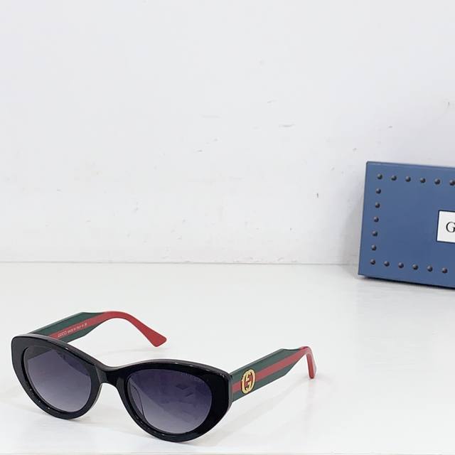Gucc* model Gg1862S size 52口21-145