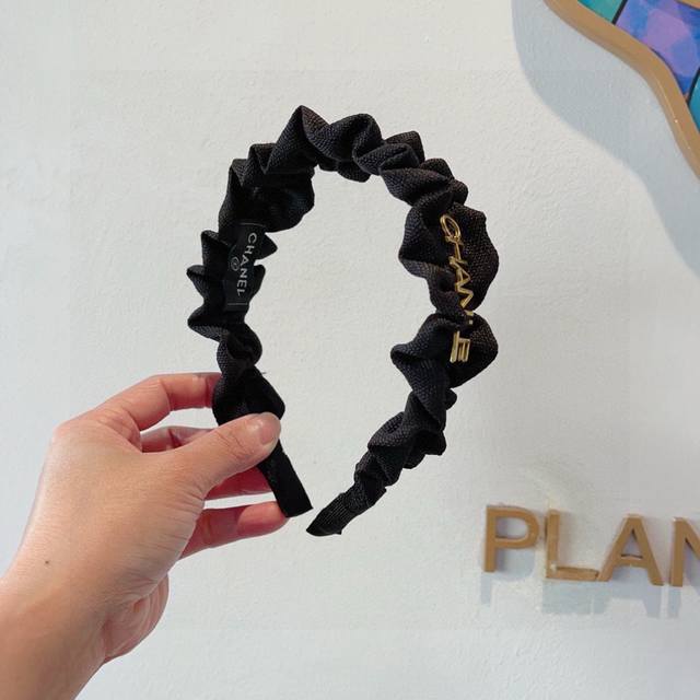 配包装 chanel 香奈儿 最新款小香发箍 香奶奶头箍 复古头箍 网红爆款推荐 超精致 时尚百搭