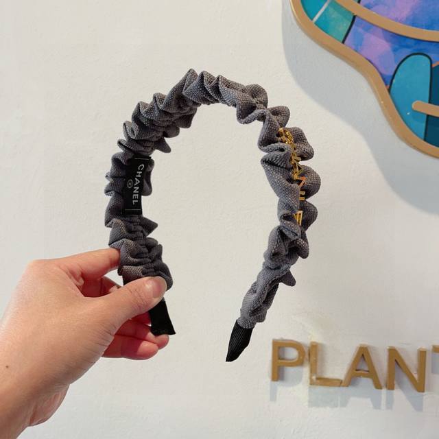 配包装 chanel 香奈儿 最新款小香发箍 香奶奶头箍 复古头箍 网红爆款推荐 超精致 时尚百搭