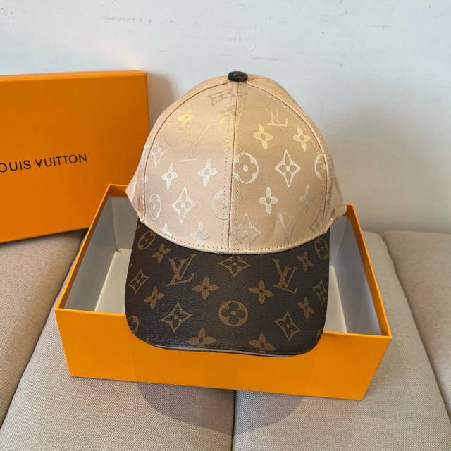 路易威登棒球帽 Louisvuitton新款Lv棒球帽 重工打造高端大气 百搭款男女通用 跑量