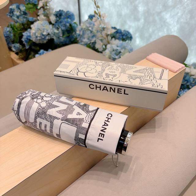 Chanel 香奈儿 五折手动折叠晴雨伞 选用台 湾进口Uv防紫外线伞布 原单代工级品质 2色