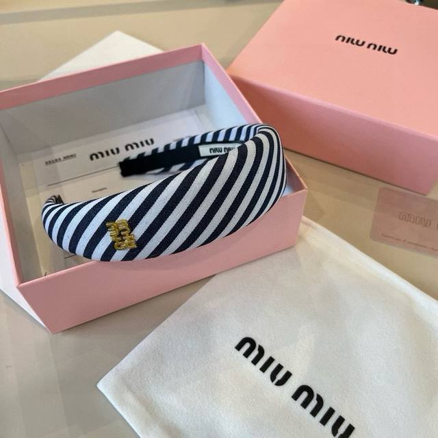 miumiu缪缪新款发箍
