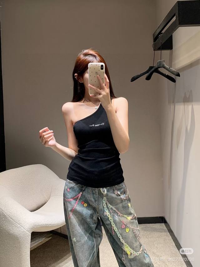迪奥斜肩针织背心