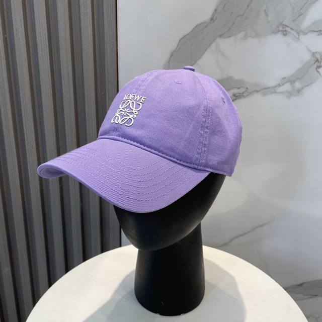 防尘袋 罗意威Loewe新款原标设计棒球帽质感超好 外部线条定位标准 做工精细 简约大气低价走量