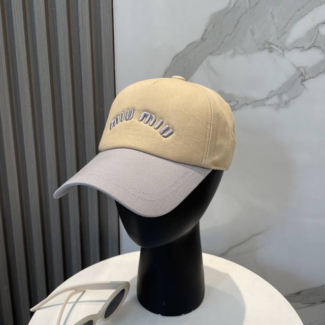 配防尘袋. Miumiu缪缪 新款订单款刺绣棒球帽大牌款超好搭配 赶紧入手