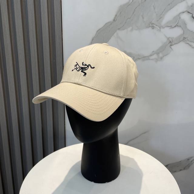 Arcteryx Small Bird Hat 始祖鸟刺绣标弯檐棒球帽轻量帽子防晒帽遮阳帽情侣款Small Bird帽子四季皆宜 性能持久 适合越野跑 徒步 登