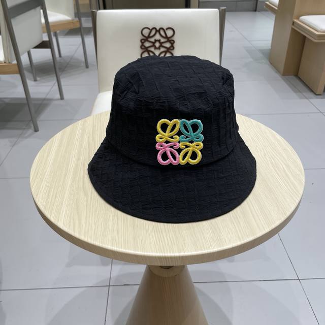 Loewe罗意威新款牛仔渔夫帽，头围57Cm