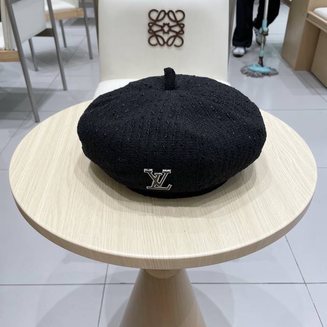Lv路易威登上新啦~ 气质穿搭必入贝雷帽