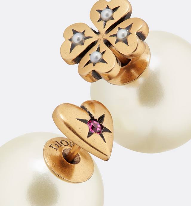 Dior 迪奥 不对称 爱心Cd耳钉火爆 经典款 D家20 早春新款 Zp定制 施华洛珍珠 高级美 一年四季百搭时髦单品