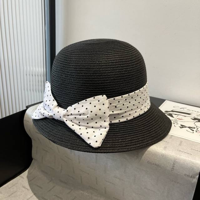 Miumiu缪缪新款盆帽