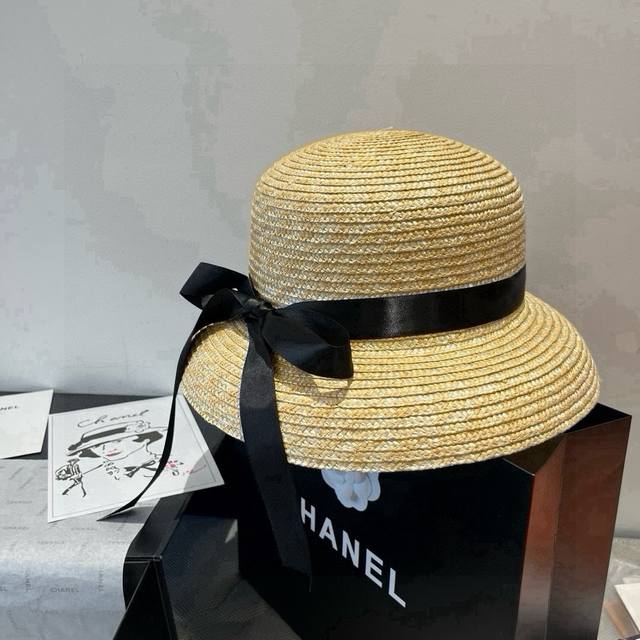 Chanel香奈儿麦秆草帽，灯笼帽，头围57Cm