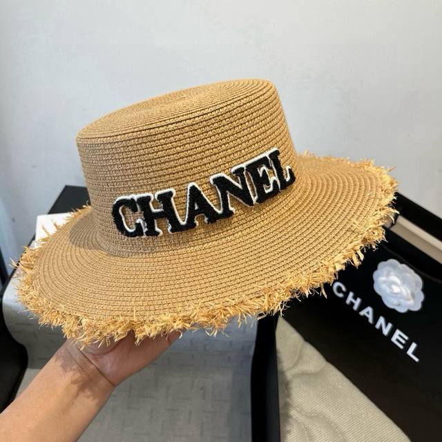 Chanel香奈儿平顶礼帽