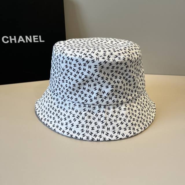 香奈儿Chanel 新品渔夫帽，小香经典简约，时尚休闲设计 跑量新品