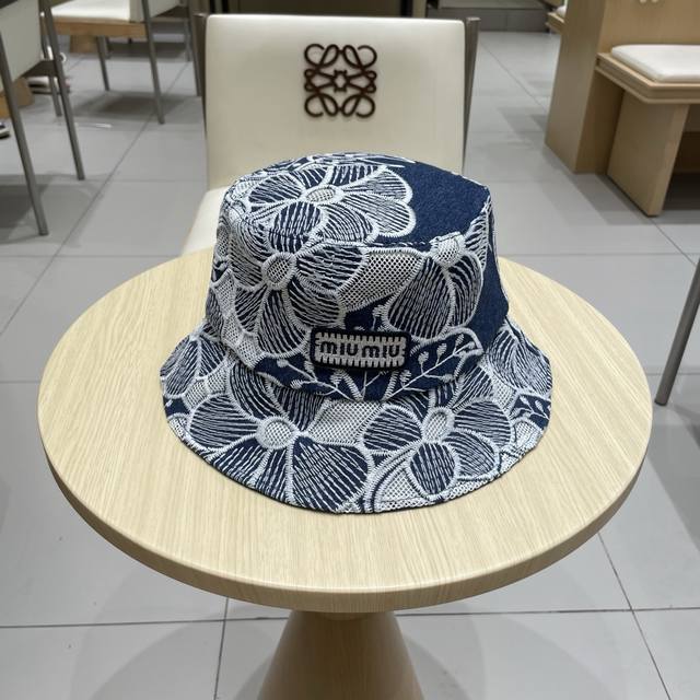 Miumiu缪缪新款牛仔渔夫帽，头围57Cm