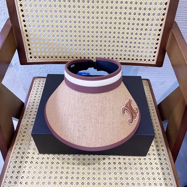 跑量 D家～新款空顶帽 拼色边设计，版型正！ 黑胶防紫外线，夏季必入！
