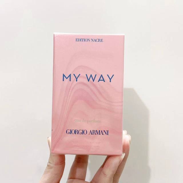 专柜品质 阿玛尼我的方式幻沙女士浓香 阿玛尼Giorgio Armani我的方式 My Way自我无界流沙款女士浓香水90Ml 香调：花香调 前调：香柠檬 橙花