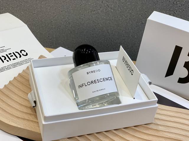 专柜品质 仙气十足的香水之1 Byredo百瑞德 花序 Byredo Inflorescence百瑞德 花序 无人区玫瑰、超级雪松无疑是百瑞德家最热门的款，但是