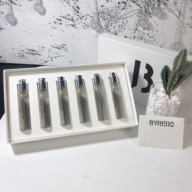 专柜品质 Byredo 百瑞德香水试管六件套12Ml*6，原单质量，隐形管，味道包含:荒漠孤魂，超级雪松，白色浪漫，吉普赛之水，花序，荒漠玫瑰。不知道买啥味道的