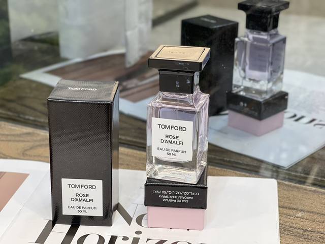 专柜品质 Tom Ford欲感玫瑰花园香水Tf 新香水意大利阿马尔菲露水玫瑰 50Ml Rose D'amalfi 阿马尔菲海岸 前调：佛手柑 中调：玫瑰 基调