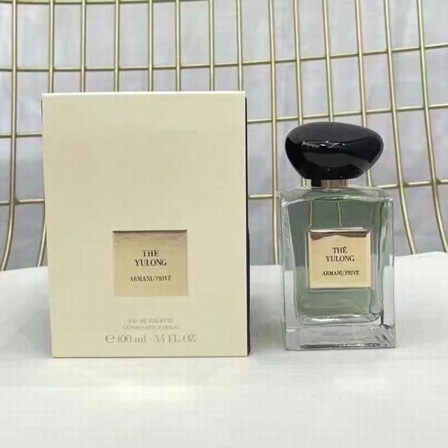 专柜品质 阿玛尼Prive系列香水 Ml！味道：玉龙茶，玉龙茶幻沙，雪松花，和风茉莉，栀子麝香，亚历山大玫瑰，沙马尔麝香，苏州牡丹，米兰玫瑰！