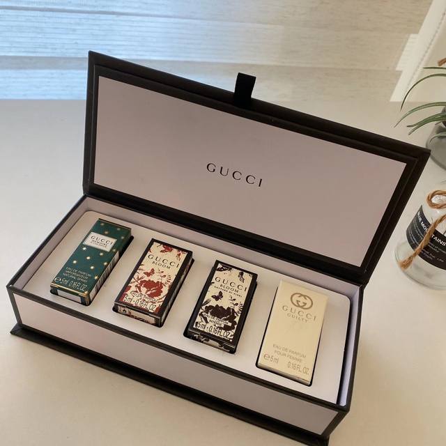 专柜品质 香水就像是一件衣服 她是一种信息，是一种表现自己的方式