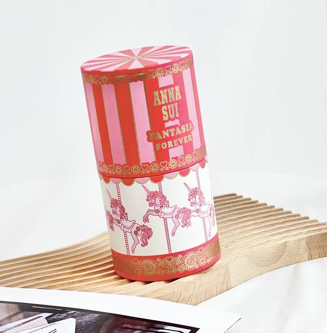专柜品质 Anna Sui粉翼天马淡香水！少女心直接拉满闻了心情都会变好！瓶身粉粉嫩嫩的，也太爱了！安娜苏的粉金色天马香水梦幻升级~粉粉嫩嫩的超可爱香水瓶子很有