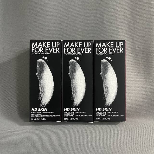 专 玫珂菲浮生若梦仿真肌粉底液30Ml！色号：R210-Y215-Y218。