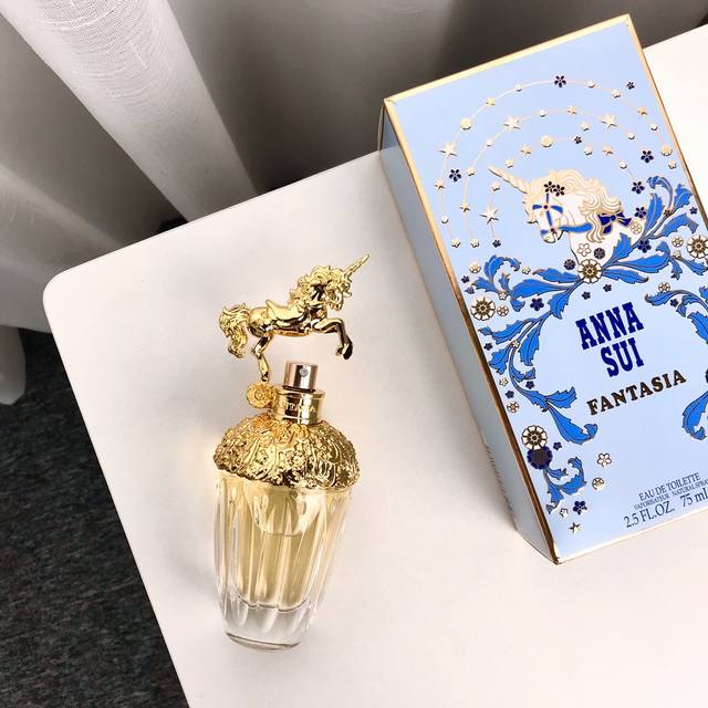 专柜品质 最近真的火的不行的Anna Sui安娜苏的Fantasia独角兽香水 可以说是今年香水界的颜值担当了，小红书以及国外的平台都是超高议论话题！非常推荐送
