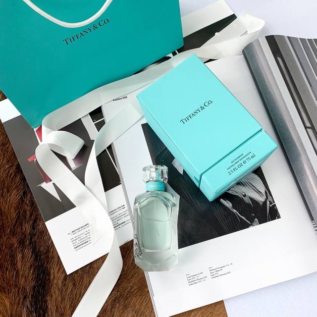 专柜品质 节日送礼首选 Tiffany & Co经典钻瓶女士香水 这是Tiffany科蒂Coty合作系列，调香师Daniela Andrier亲自操刀调制 非常