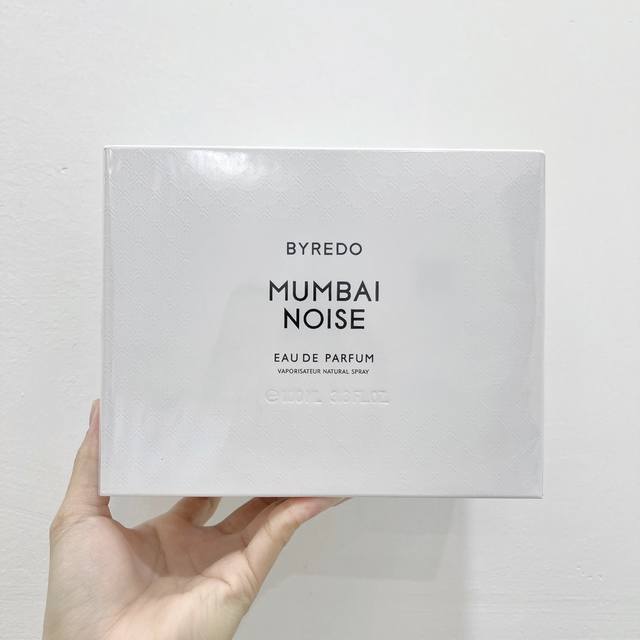 专柜品质 百瑞德喧嚣闹市香水 Ml百瑞德新香！Byredomumbai Noise喧嚣都市，孟买的城市探索，木材和熏香的嘈杂，皮革燃烧的瞬间夹杂了咖啡的苦香，特