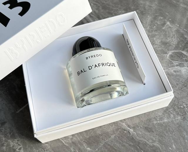 专柜品质 3 Byredo Baldafrique 百瑞德一非洲之旅 前调是酸酸甜甜的果子香！带有一丝丝的奶香～是特殊的芒果和椰香Mix的Hin好中调更像是夏天