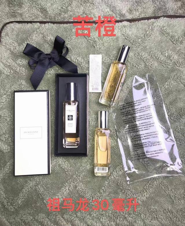 祖马龙香水30Ml 橙花 黑莓与月桂叶 星光柑橘与蜂蜜 鼠尾草与海盐 牡丹与胭红麂绒 姜饼 英国梨与香豌豆 蓝风铃 苦橙 虞美人与大麦 忍冬与印蒿 无花果 青柠