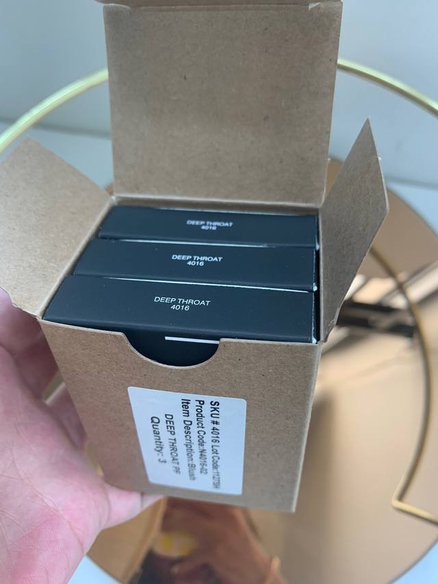 高端品质 细节全对版，味道对香，市面最高版本，非流通普货，正品质量直供，支持对比，原打盒规格3个装，明通市场认可版本Nars单色腮红明通版4.8G！色号：401