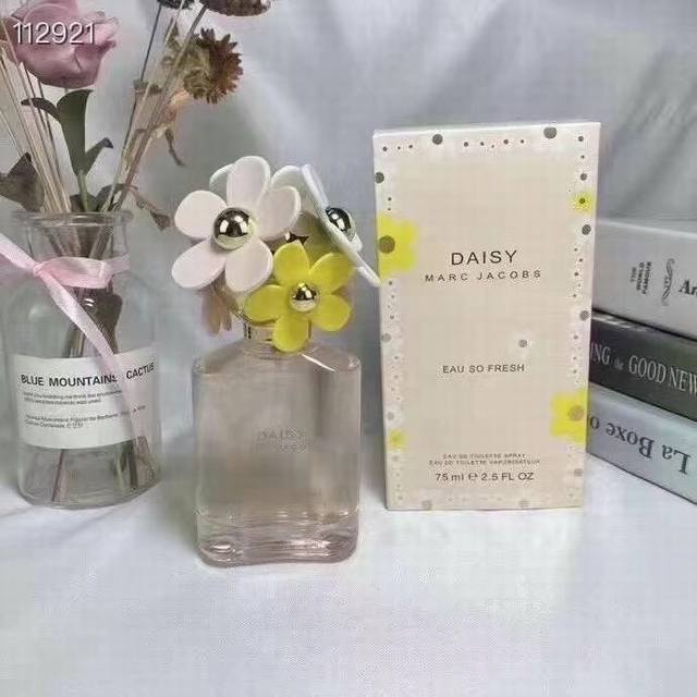 专柜品质 马克莫杰粉色雏菊Edt女士淡香水75Ml 马克莫杰灿烂雏菊Edt女士淡香水75Ml 马克莫杰蓝色雏菊Edt女士淡香水 Ml 马克莫杰黄色雏菊Edt女士