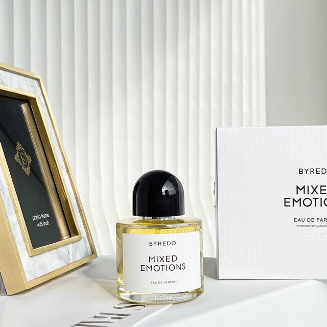 专柜品质 百瑞德拜里朵 Byredo｜Mixed Emotions 百感交集 Byredo 的新款 Mixed Emotions 首先强烈的黑醋栗的酸甜气息席卷